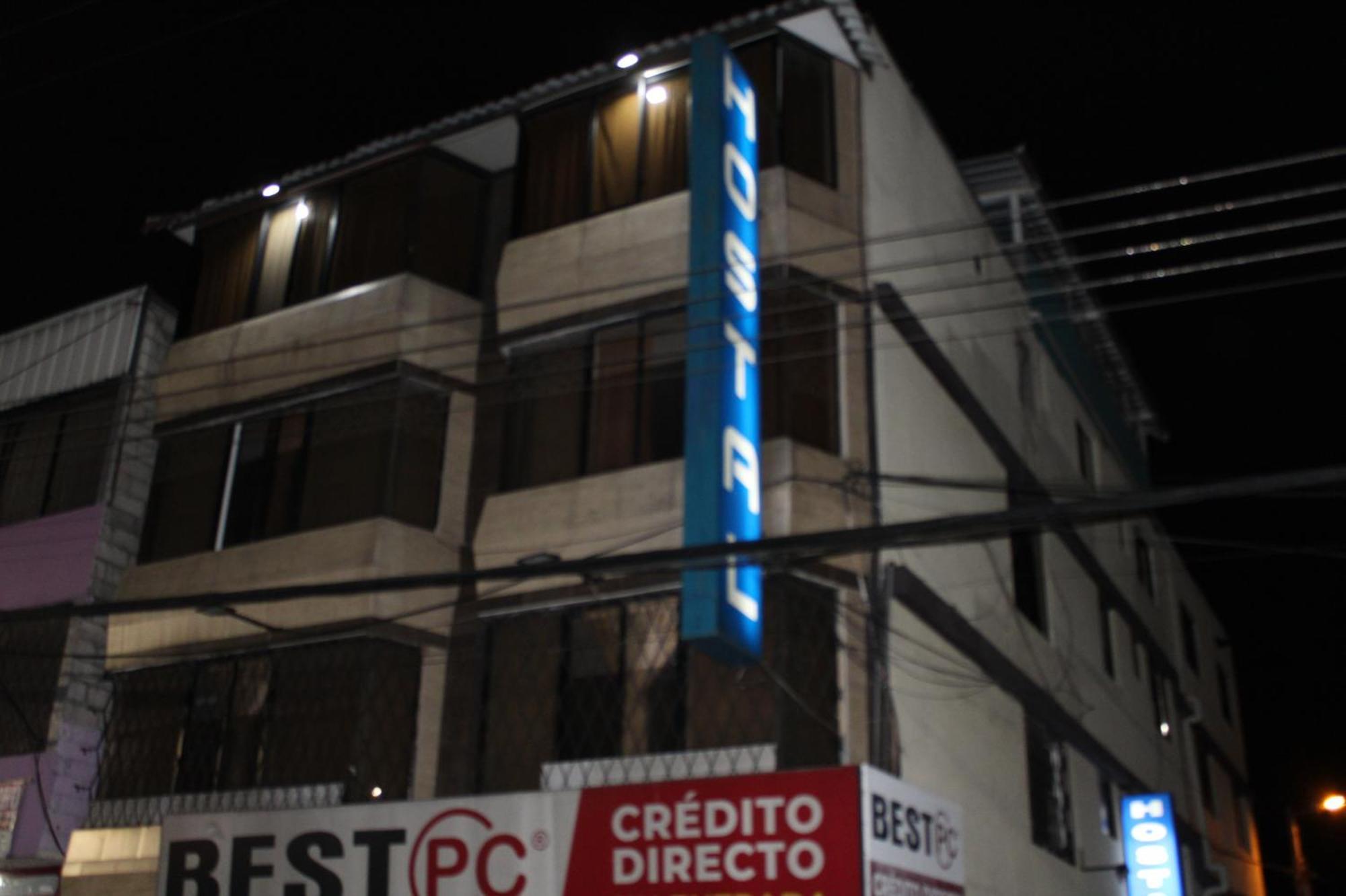 Julius Hostal, Desde Las 14 Horas Hasta 12 Del Mediodia Quito Exterior foto